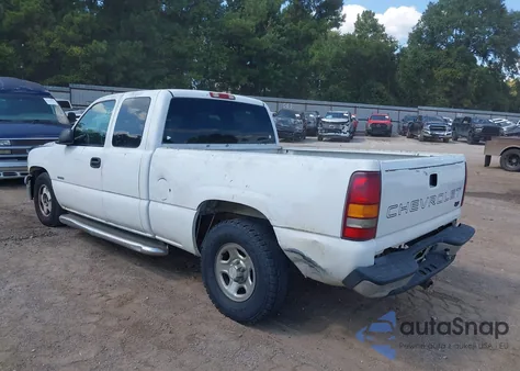 2002 Chevrolet Silverado 1500 from USA, damaged, VIN 2GCEC19V921305456